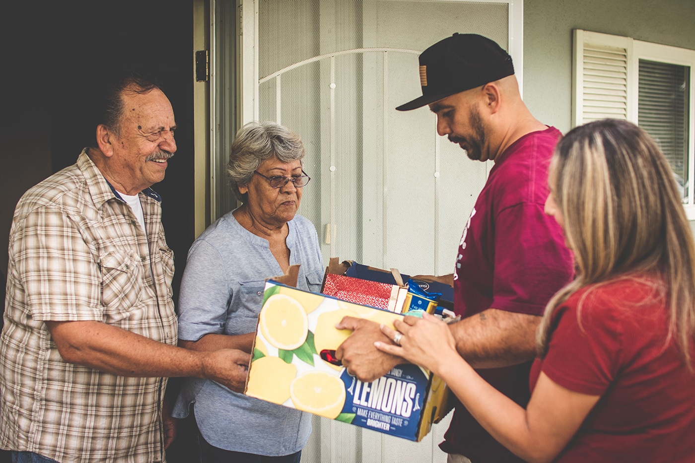 Volunteers Volunteers helping those in need, Cityserve Bakersfield, Cityserve Get Connected In Bakersfield
